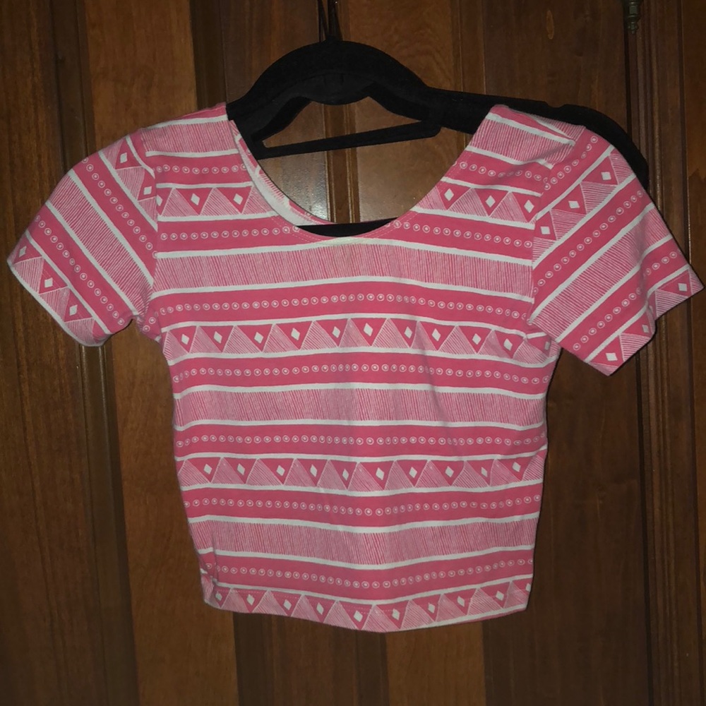 Crop top - Picture 2 of 3